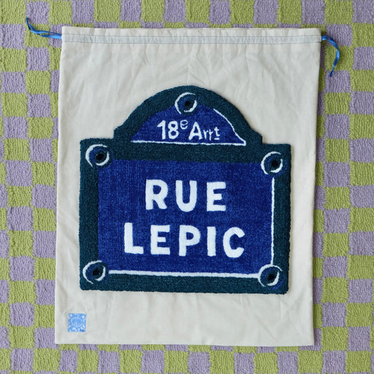 Tapisserie murale artisanale « Rue Lepic »